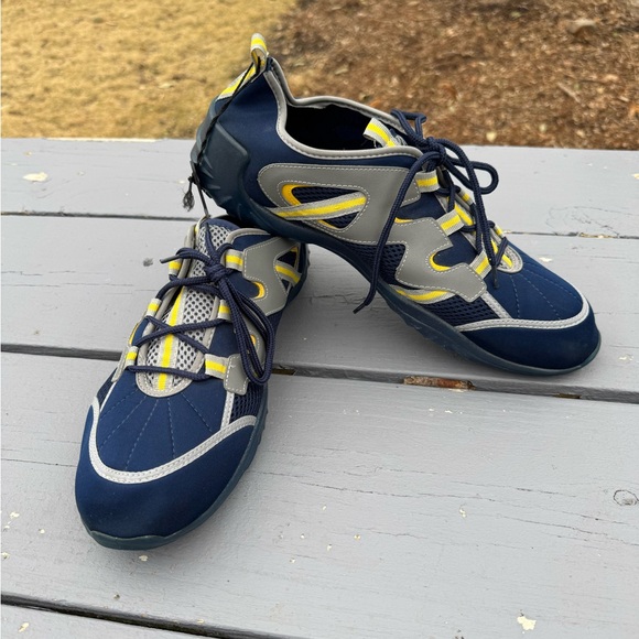 Sand n Sun Blue and Yellow Athletic Shoes S/13 - Picture 9 of 13